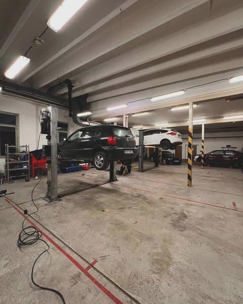 Vůz v dílně LS Autoservis — fotografie 10
